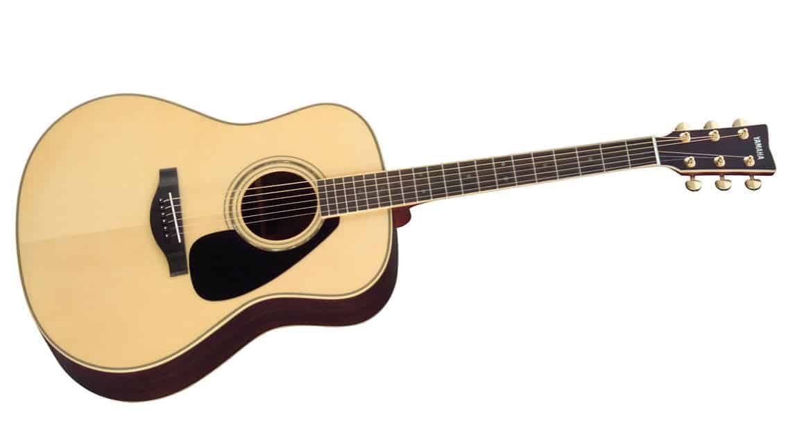 Yamaha LL16 ARE Acoustic-Electric Guitar with A.R.E